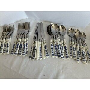 Blue Willow Silverware Flatware Set of 40 Service For 8 Stainless